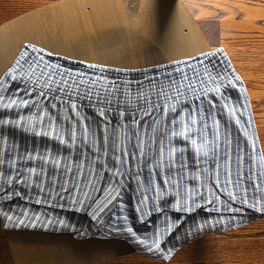 Maternity shorts